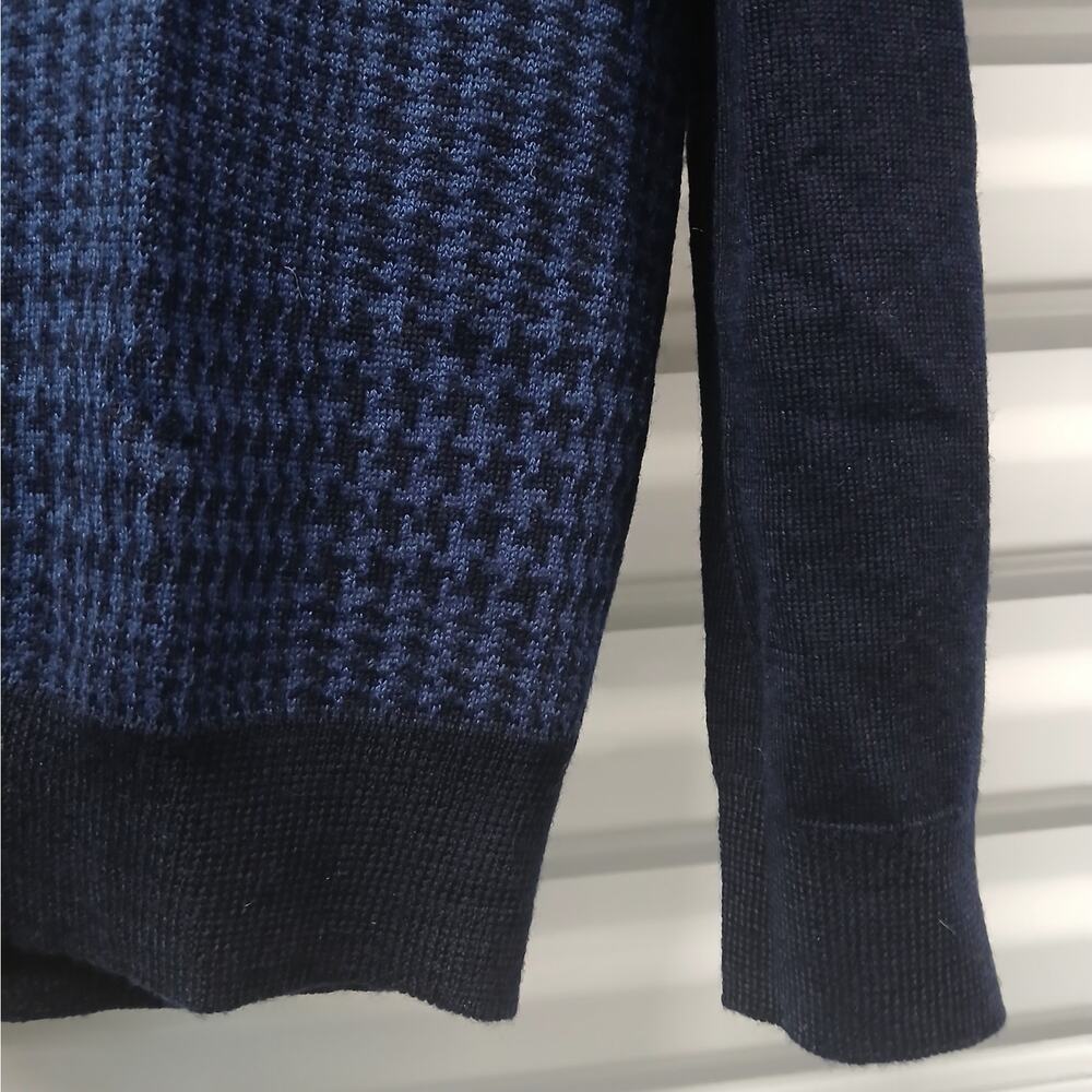 Club Room Men's Sweater Size Large Blue Merino Wool Stretch Academia Grandpacore - Picture 2 of 6